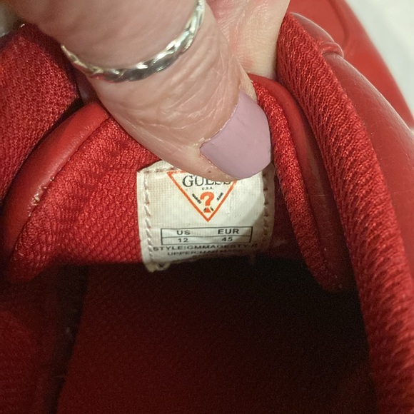 Guess GMMagesty  red sneakers size 12 - Picture 9 of 10